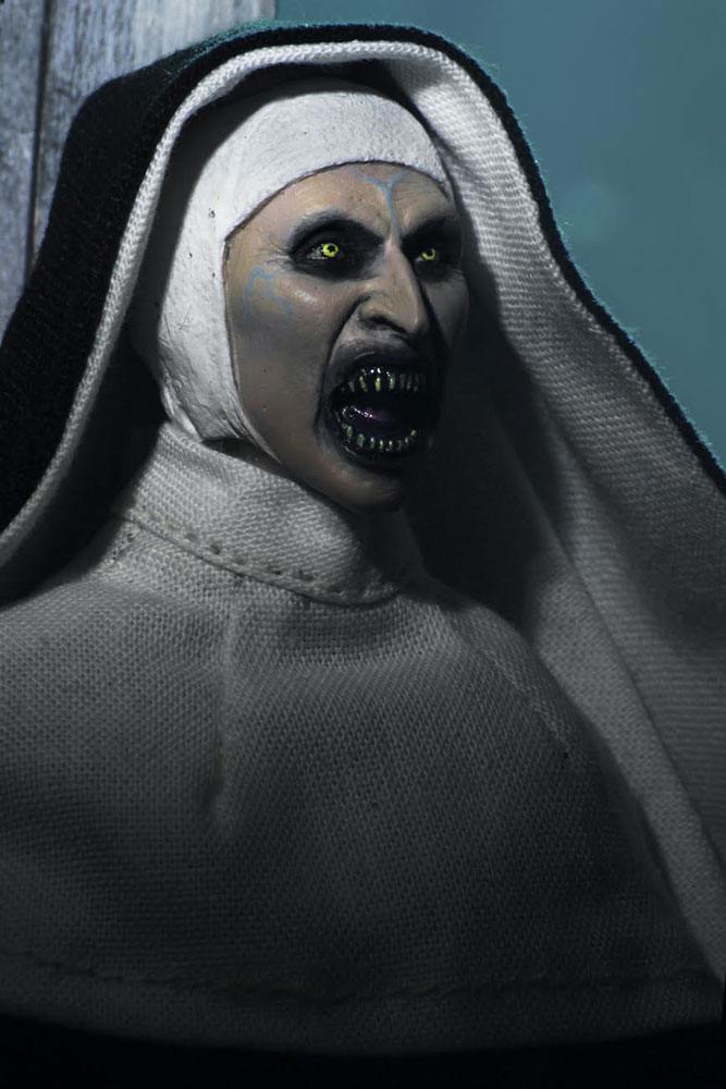 La Nonne figurine Retro Film La Nonne 20 cm – Image 4