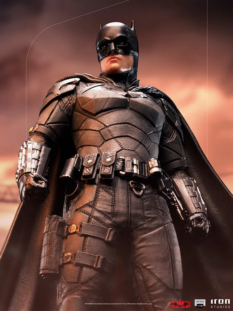 DC Comics: The Batman – Batman 1:10 Scale Statue – IRON STUDIOS – Image 8
